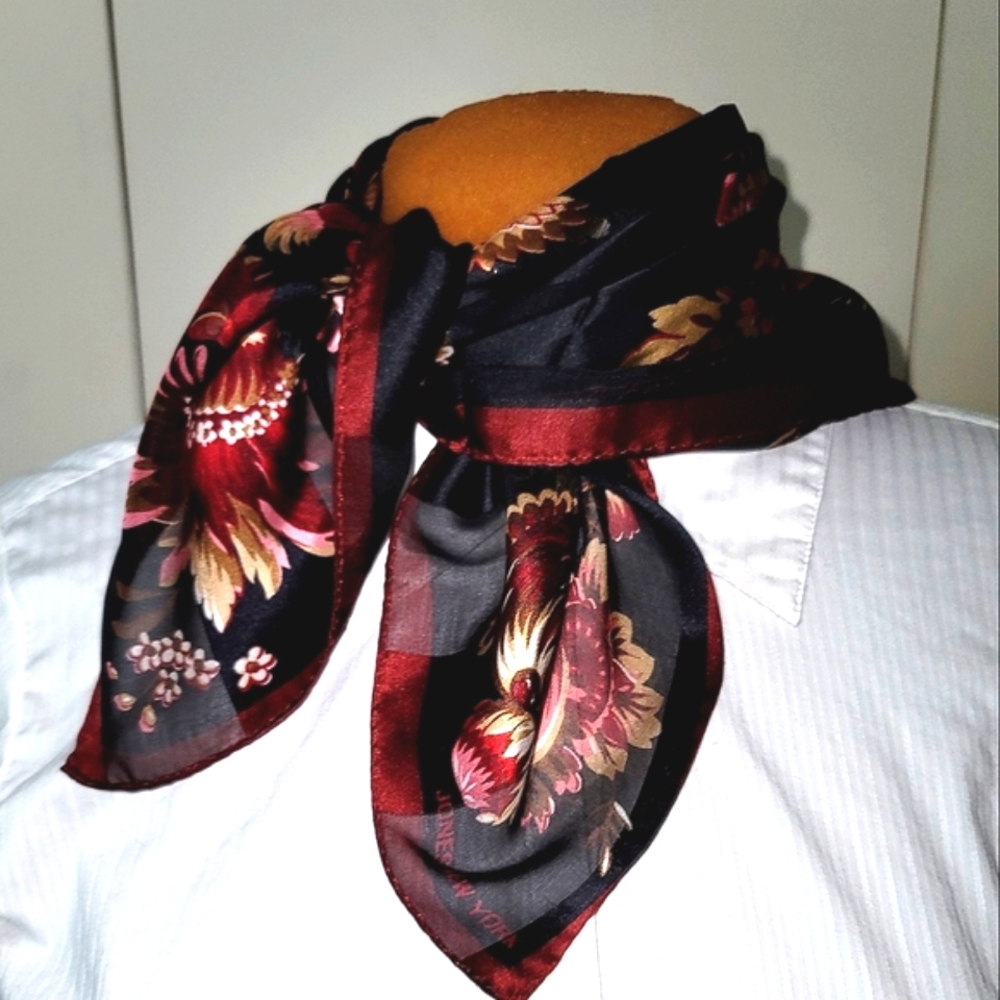 Jones New York silk scarf - Picture 1 of 6
